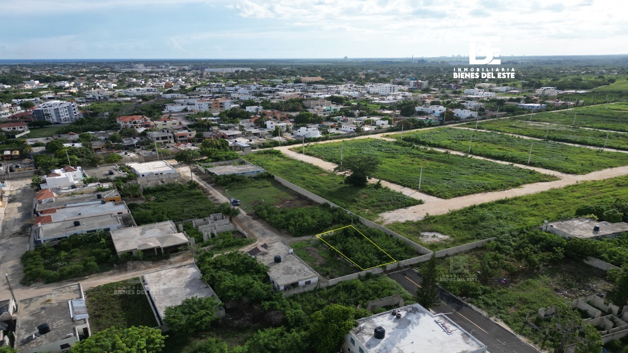 solares y terrenos - Se Vende Solar con 171 metros. Residencial Paraiso 4