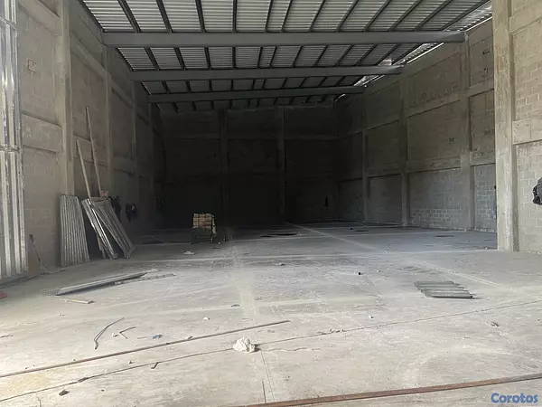 oficinas y locales comerciales - Nave en alquiler  3