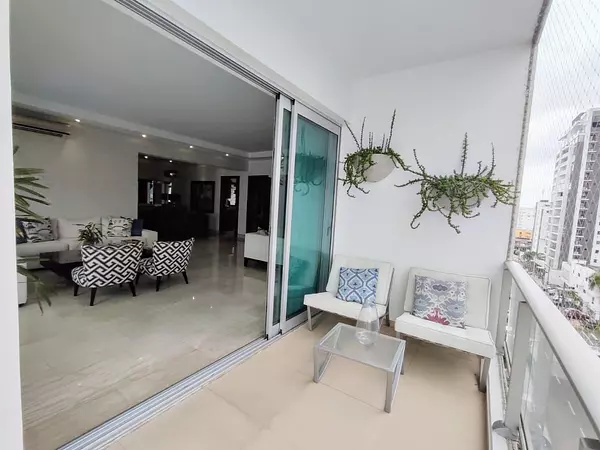 apartamentos - Vendo apartamento en Naco 5