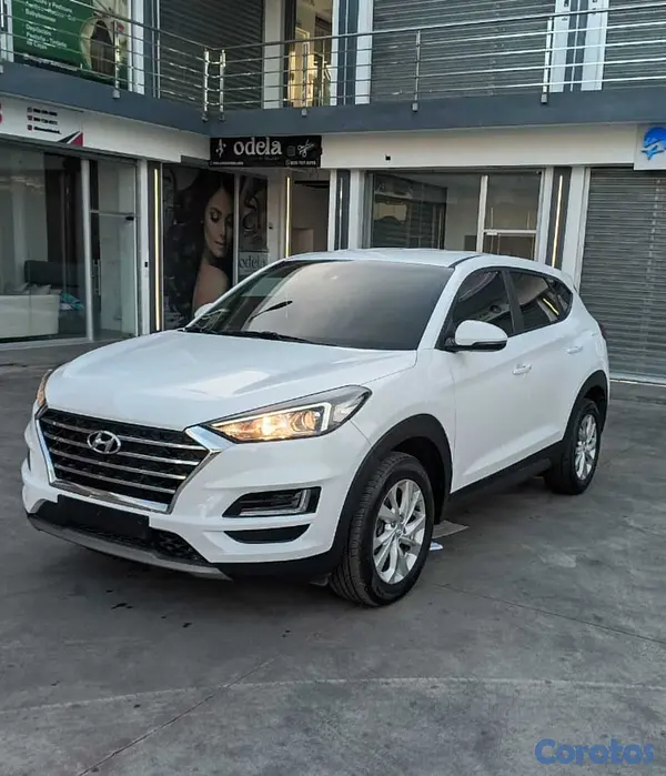 jeepetas y camionetas - HYUNDAI TUCSON 2020 BLANCO DIESEL 2