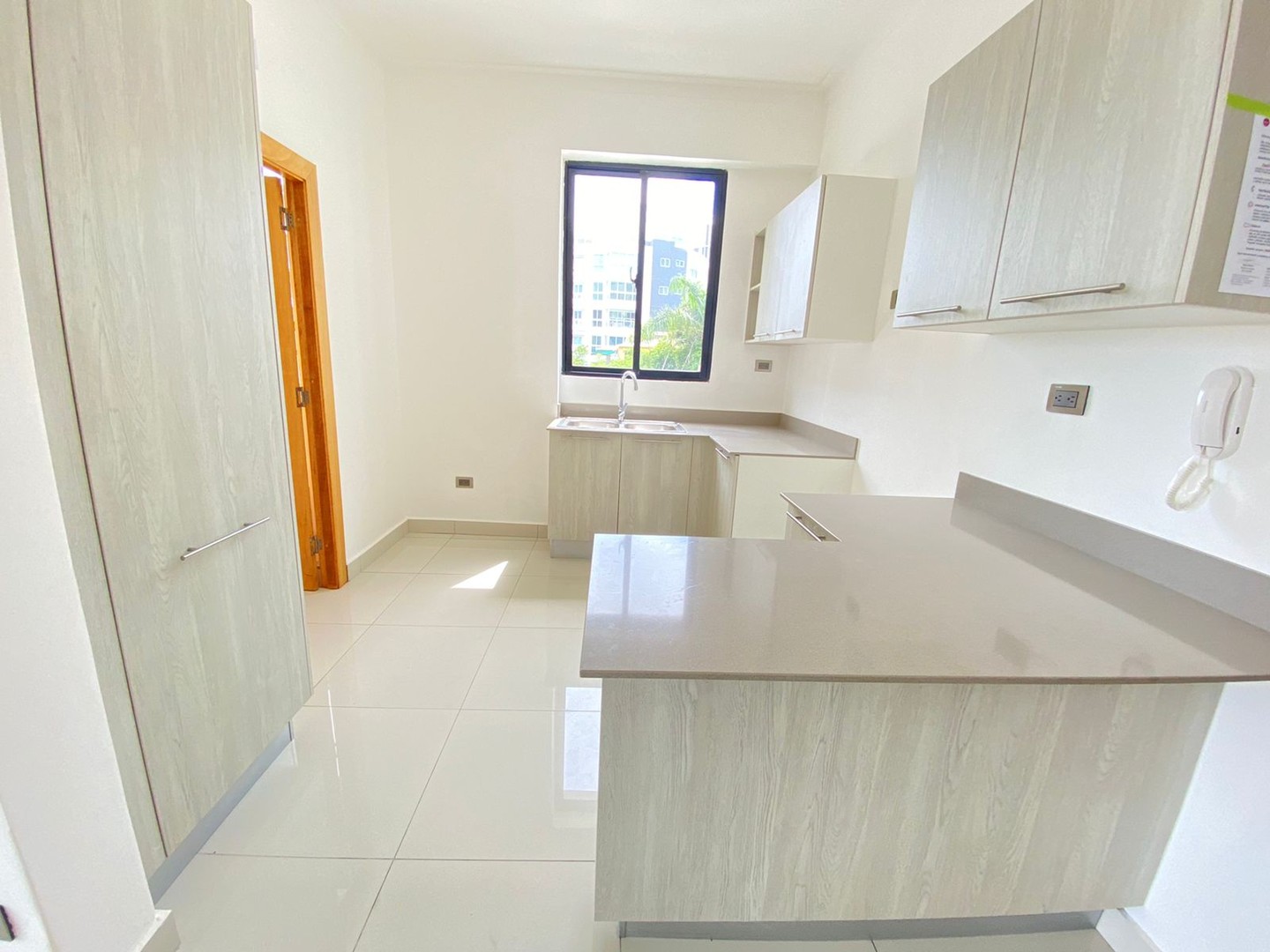 apartamentos - ‼Alquilo apartamento NUEVO en MIRADOR NORTE ‼

145 metros 
3  habitaciones.
3.5  0