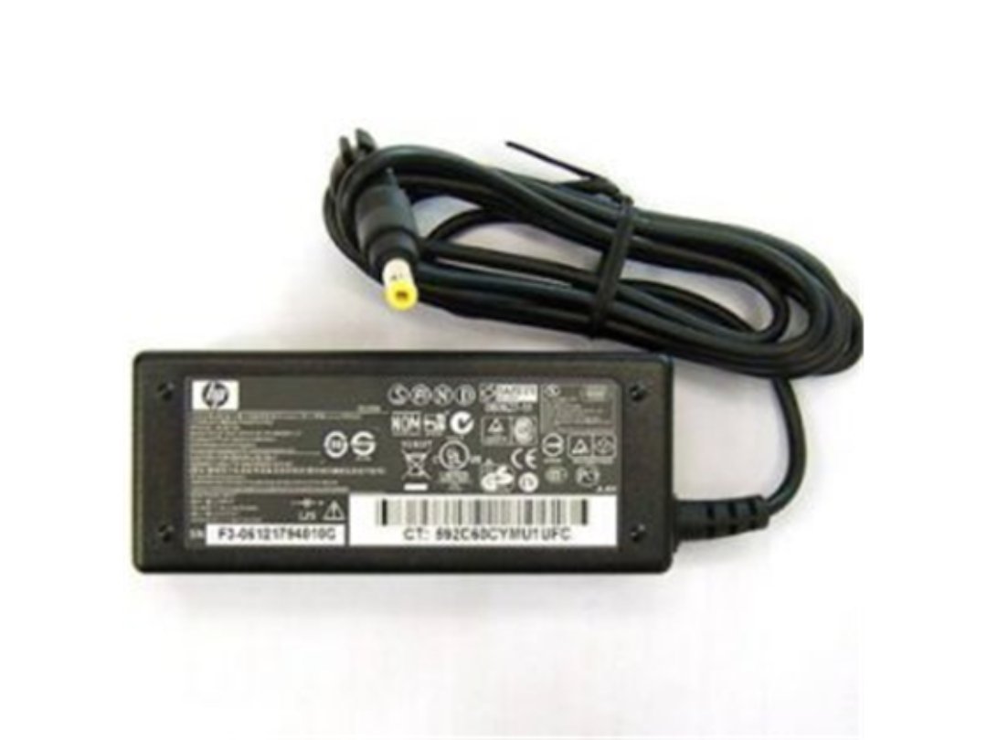 computadoras y laptops - CARGADOR FUENTE PARA LAPTOP HP 65 WATTS ENTRADA 100-240V ~0.9A, 50 – 60HZ SALIDA 0