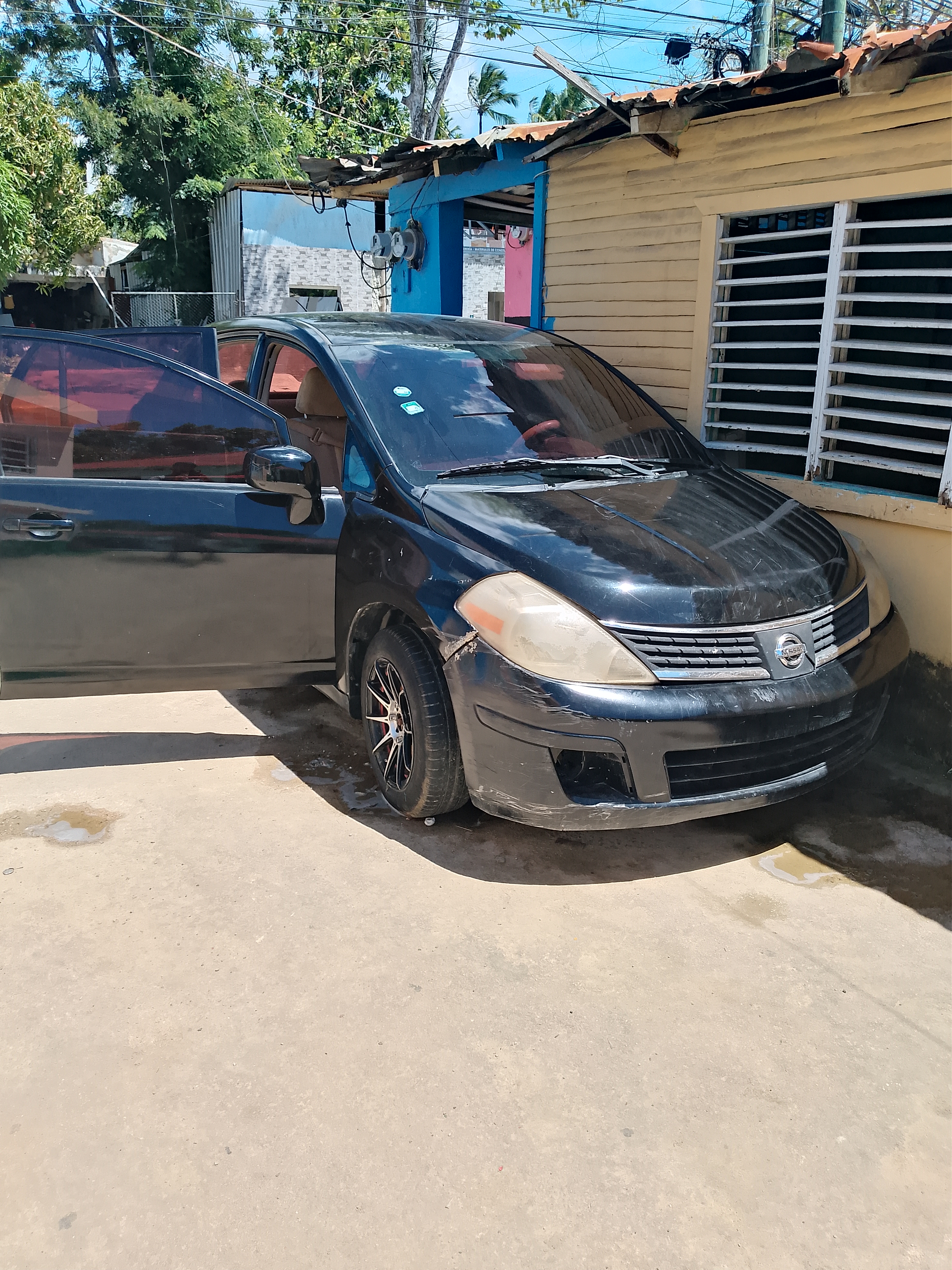 carros - Nissan versa 2009 4