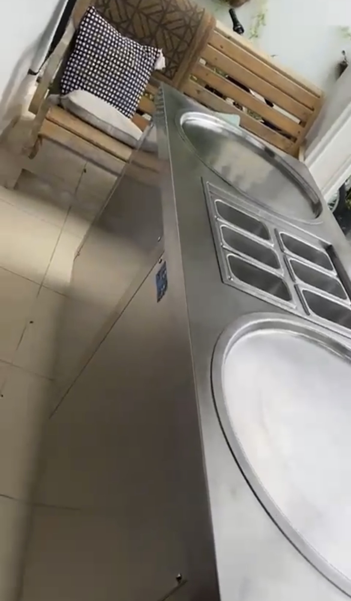 equipos profesionales - ROLLED ICE CREAM, Máquina de helado tailandés
