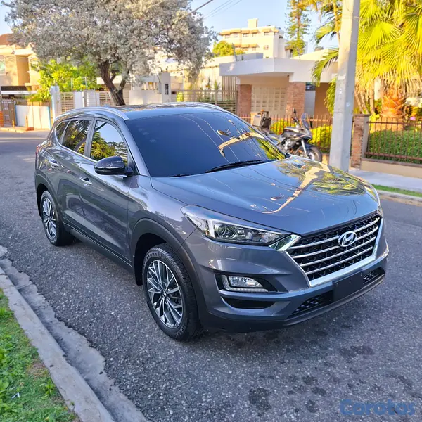 jeepetas y camionetas - Hyundai Tucson DOHC MAGNA 3
