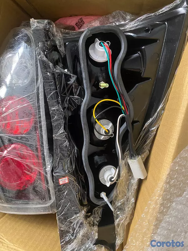 repuestos - Luces traseras  para Toyota 4Runner (2003-2005) 2