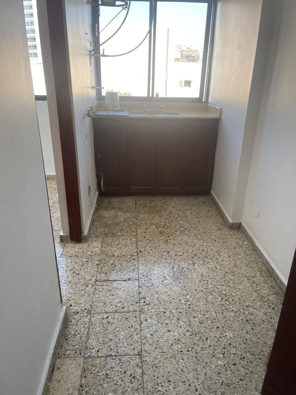apartamentos - apartamento céntrico en una zona tranquila en bella vista  1