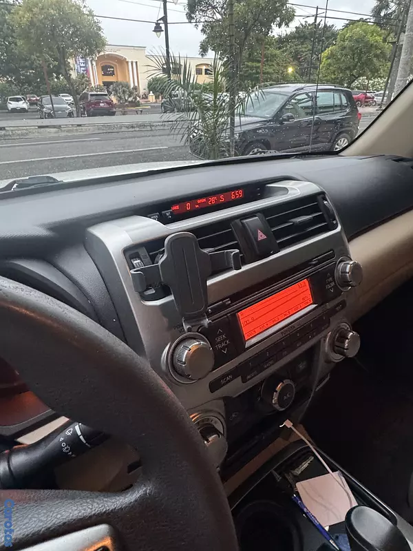 jeepetas y camionetas - Vendo Toyota 4Runner SR5 de Oportunidad!!! 8