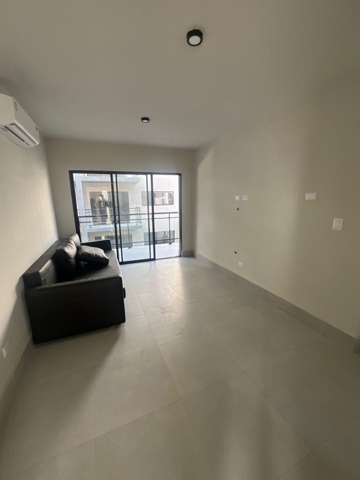 casas - Se Vende Apartamento nuevo Ubicado Prox. a la playa en Juan Dolio  2
