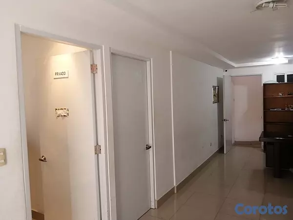 oficinas y locales comerciales - LOCAL COMERCIAL  4