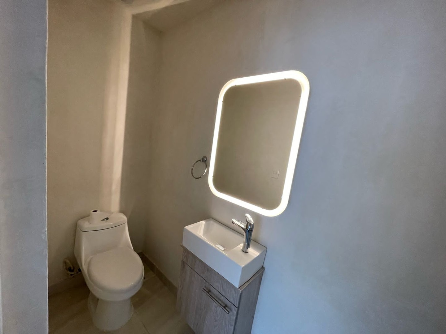 apartamentos - Vendo Apartamento Amueblado de 3 Habitacione en Evaristo Morales  
CÓDIGO: PD161 2