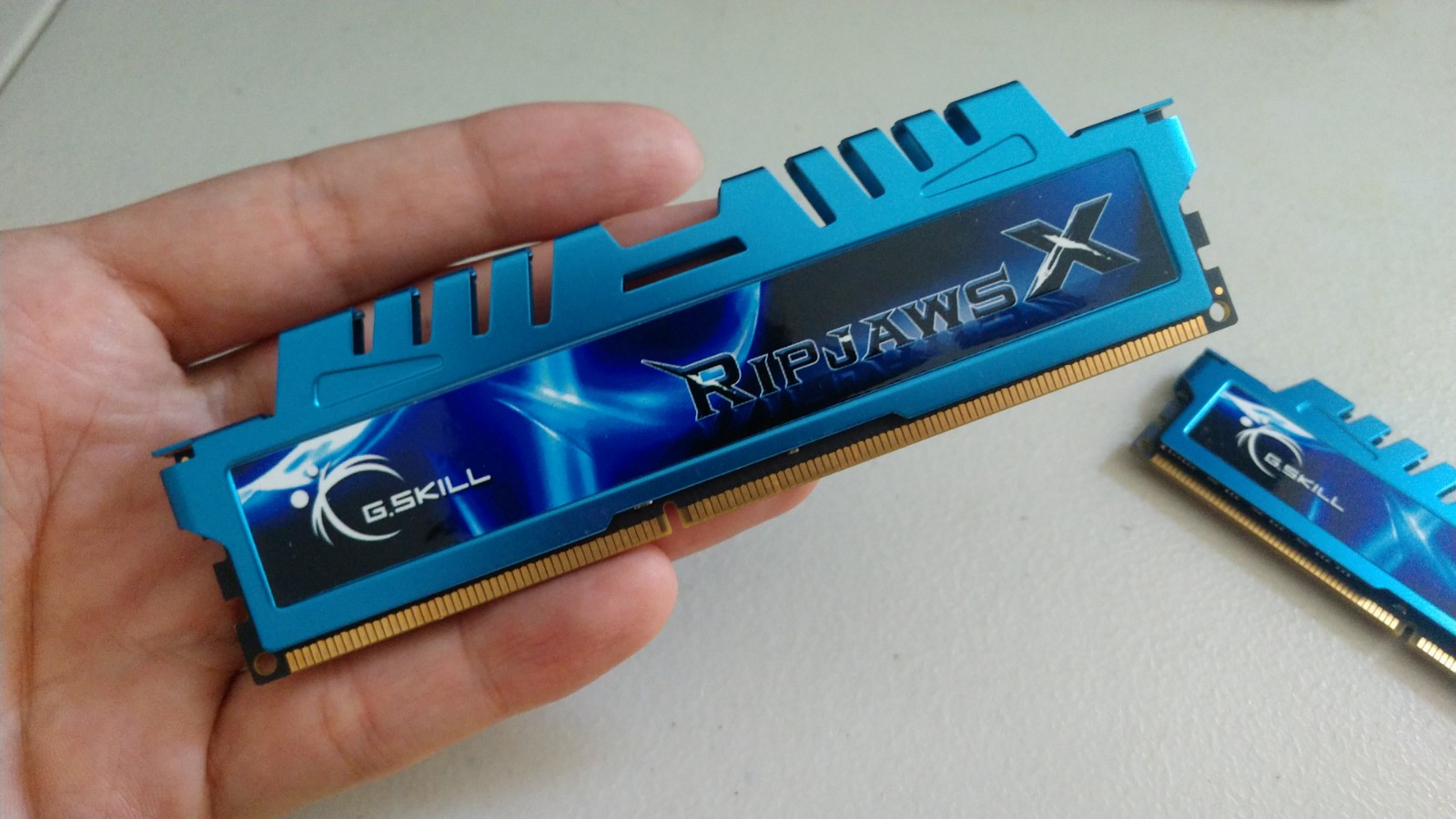 computadoras y laptops - Memorias RAM Gaming RipJaws 16GB 1600 Mhz 1