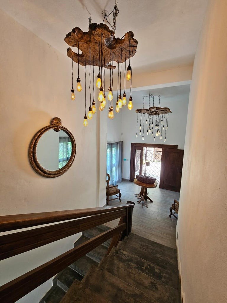 casas - Hermosa Residencia a 800 mts de Altura con estilo Moderno y vistas Panorámicas  0
