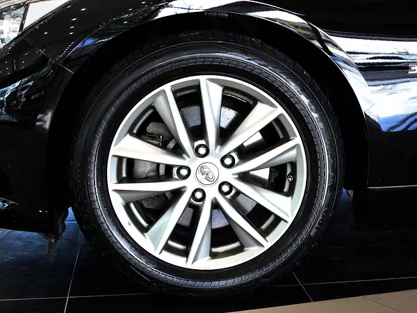 carros - Infiniti Q50 2017 10