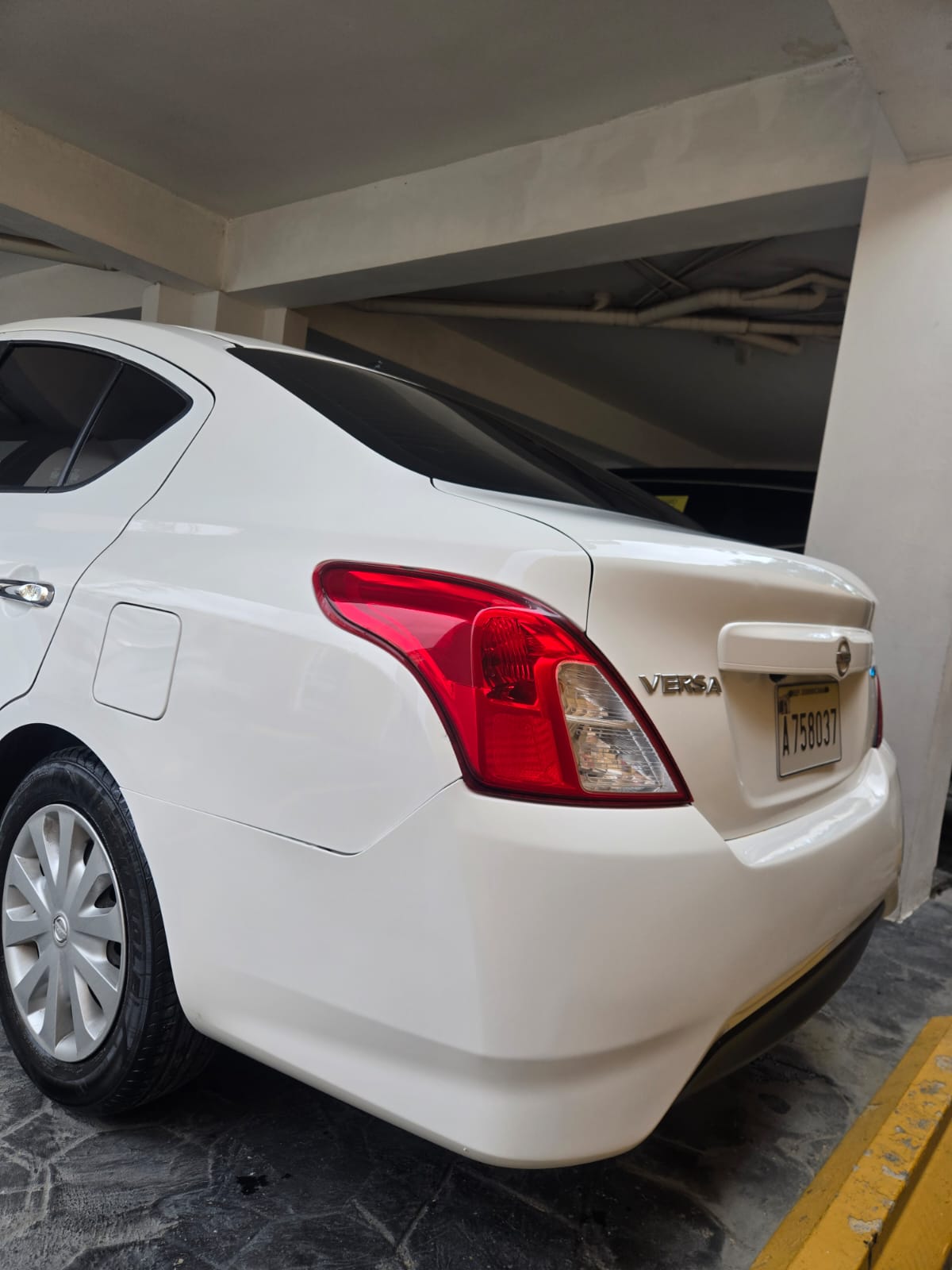 carros - Nissan versa 2017 5