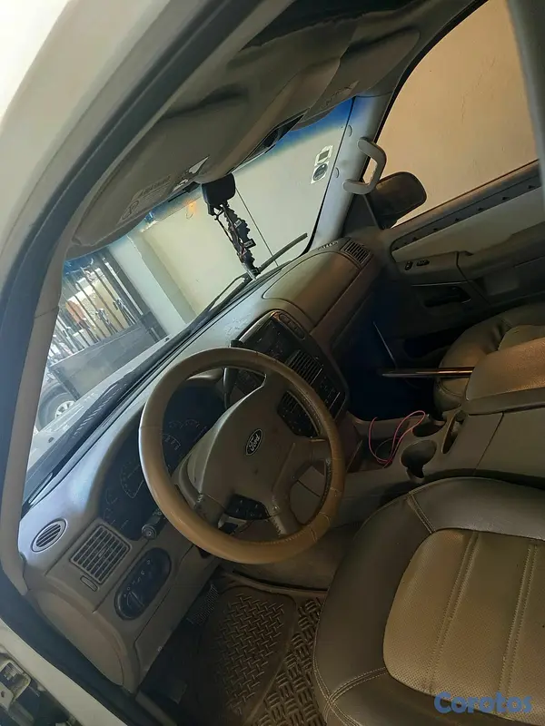 jeepetas y camionetas - Ford Explorer 2002 Blanco 3