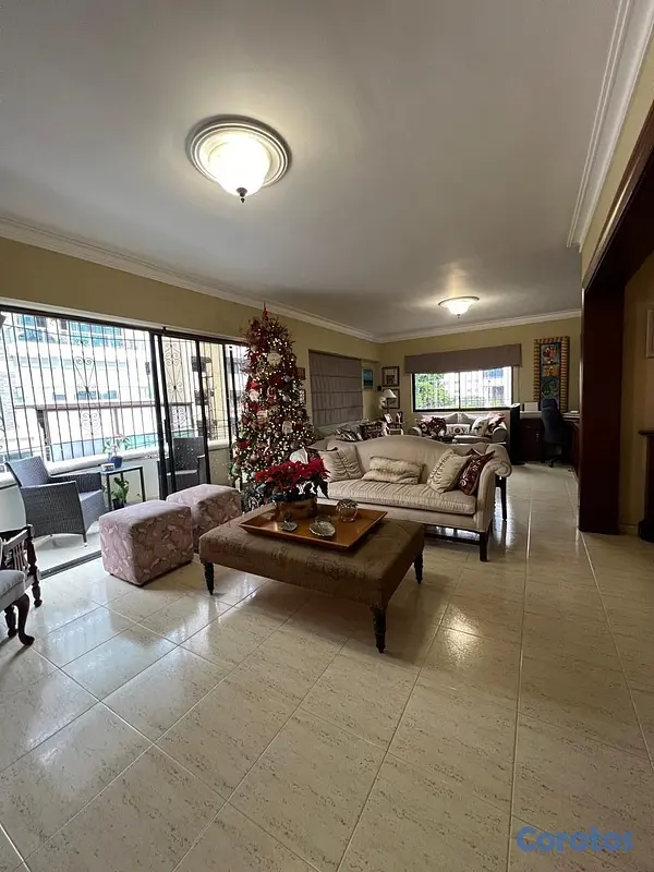 apartamentos - En venta 4to nivel en el Portal 4