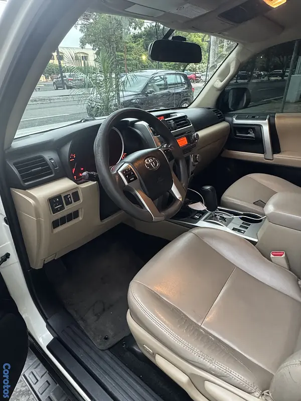 jeepetas y camionetas - Vendo Toyota 4Runner SR5 de Oportunidad!!! 9