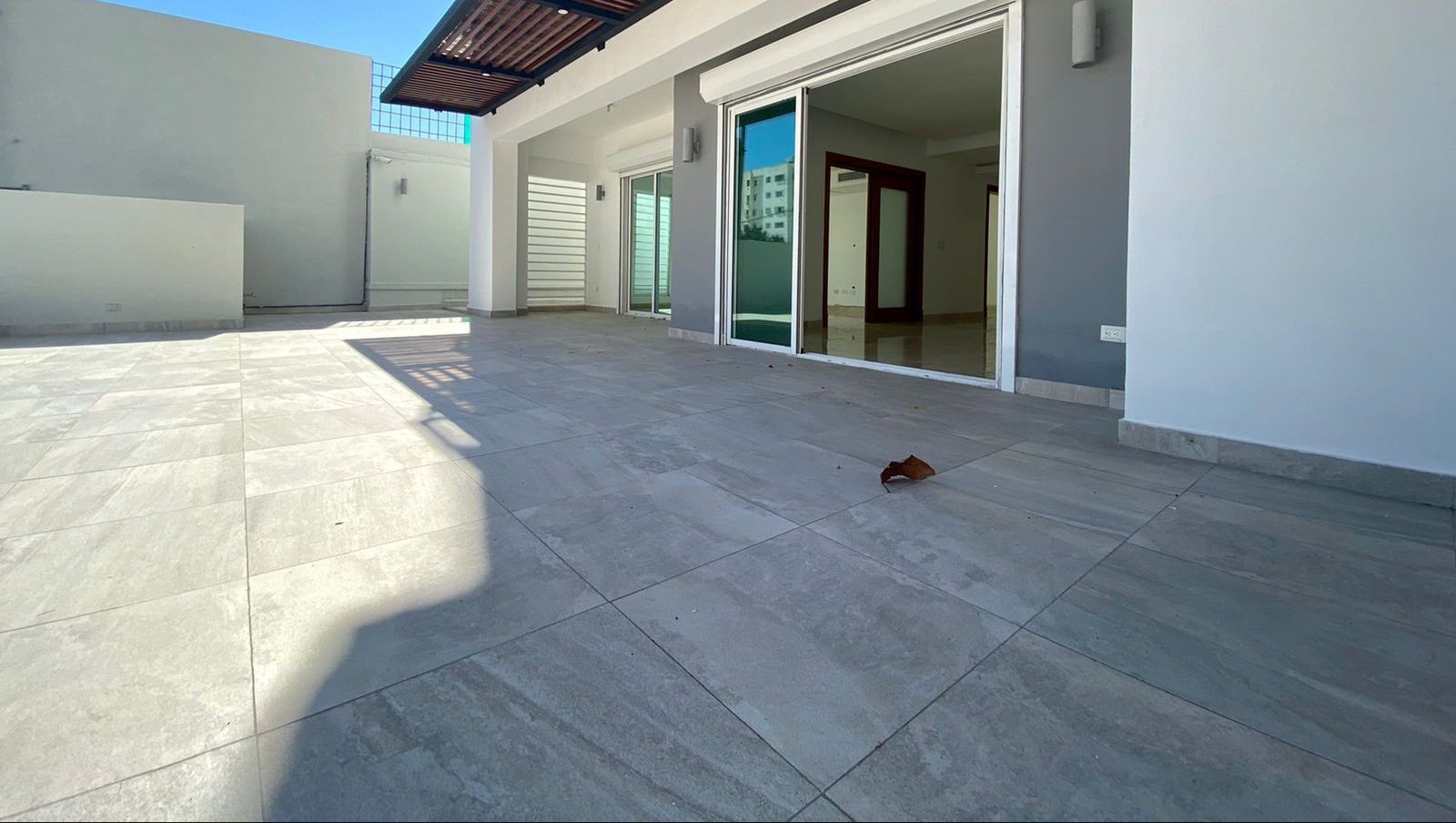 apartamentos - Amplio apartamento con terraza en el Renacimiento 
