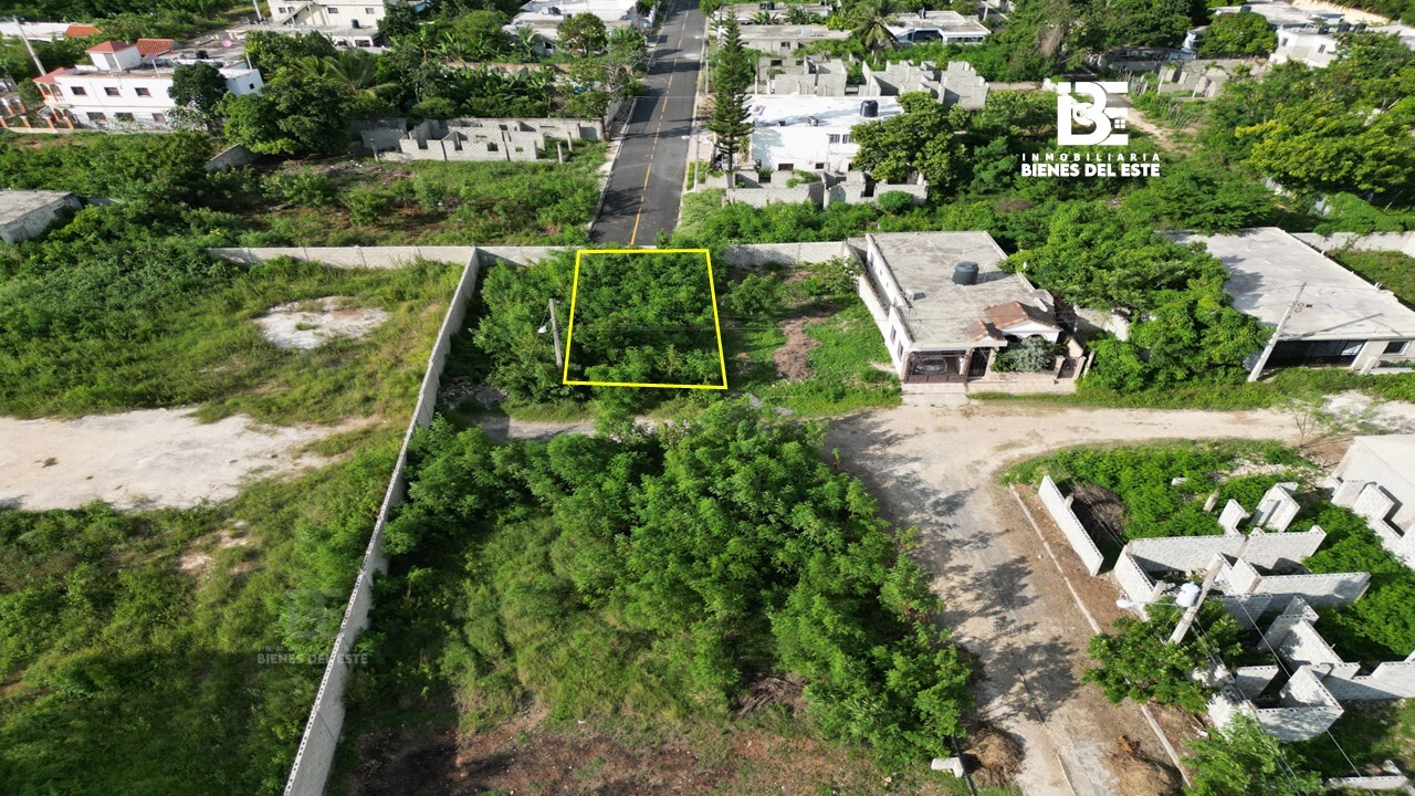 solares y terrenos - Se Vende Solar con 171 metros. Residencial Paraiso 6
