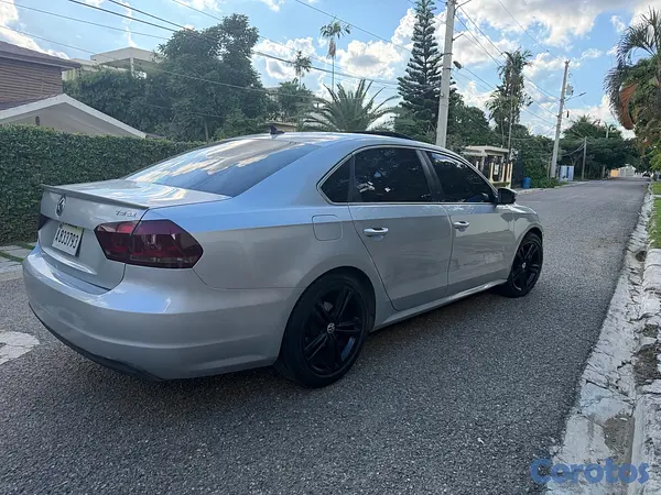 carros - Volkswagen Passat 2014 4