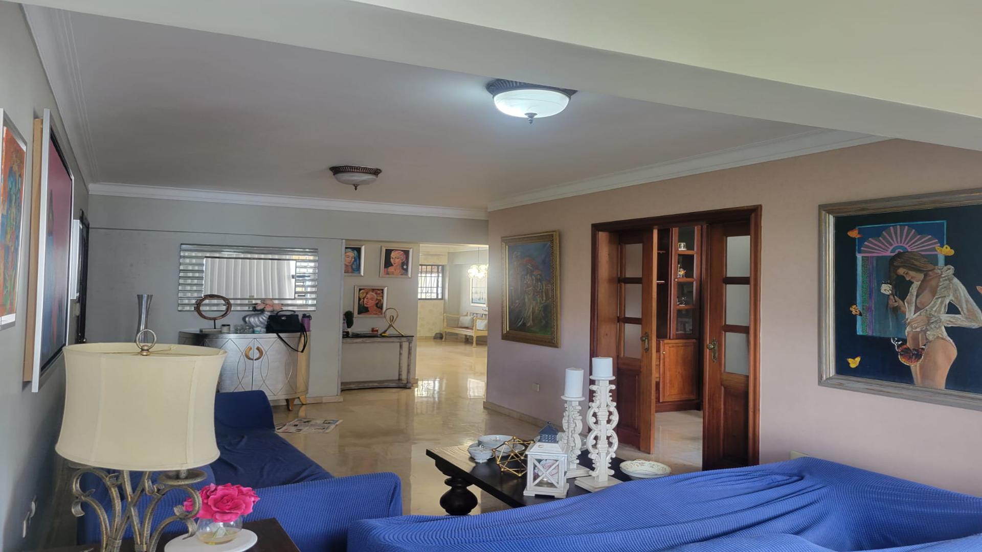 apartamentos - Alquiler de Apartamento 2 habitaciones en Evaristo Morales 0