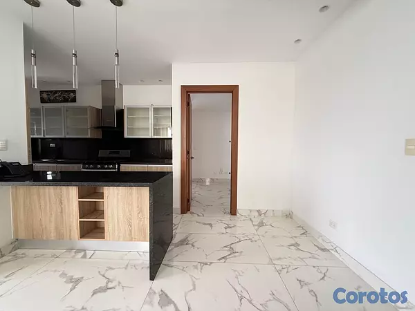 apartamentos - Apto  torre moderno - con piscina - área Sociales - en los Casicasgos  3