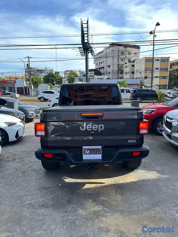 jeepetas y camionetas - Jeep Gladiador Overland 2023 5