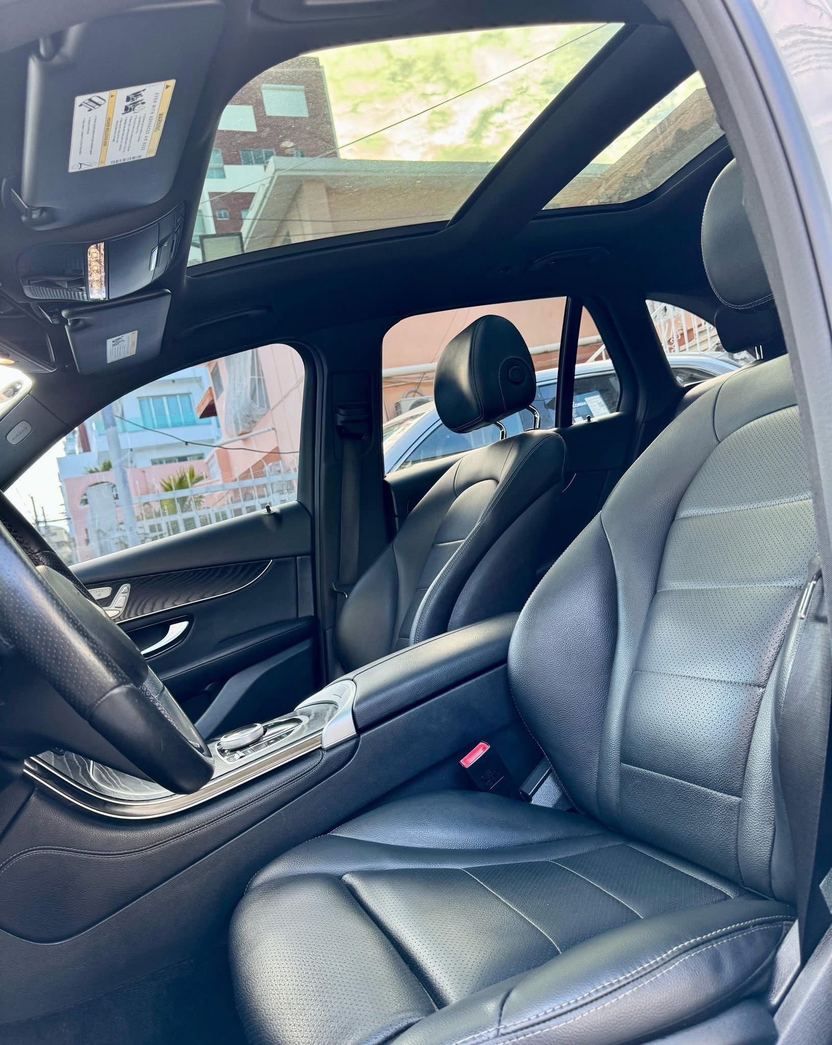 jeepetas y camionetas - Mercedes Benz GLC300 2018 4Matic  6