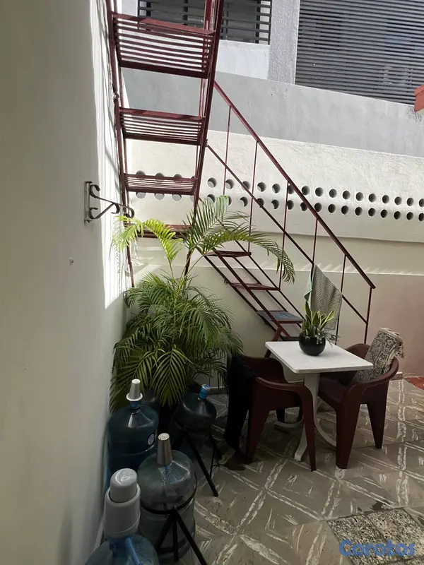 apartamentos - Alquilo estudio independiente en Serrallés (cerca  4