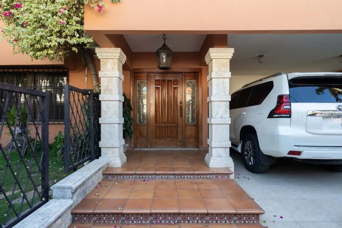casas - Se Vende Hermosa casa en  Arroyo Hondo II 1