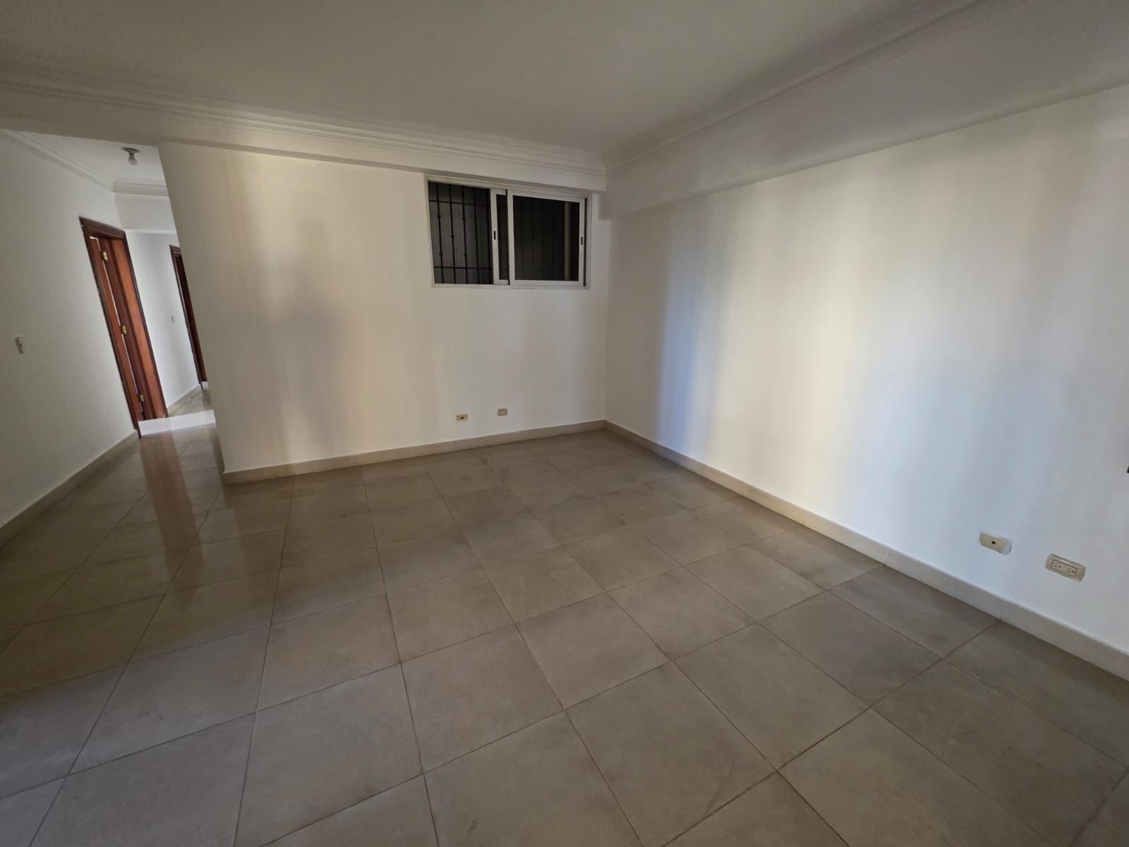apartamentos - Rento hermoso  apartamento en Bella Vista de 204mts. 8