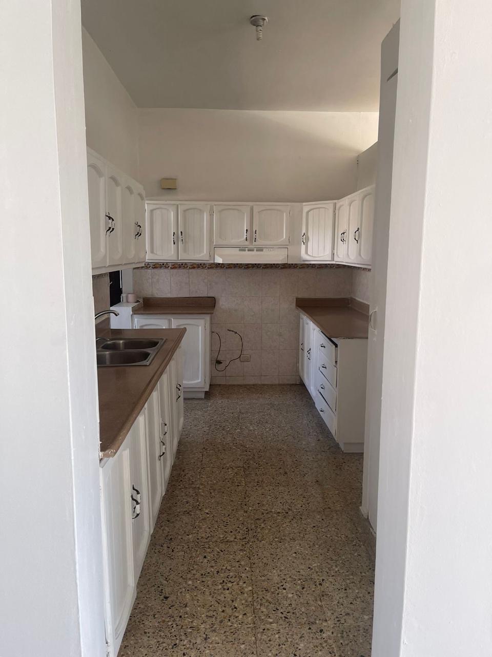 apartamentos - apartamento céntrico en una zona tranquila en bella vista  3