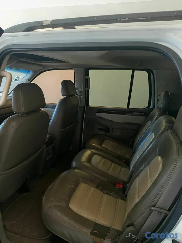 jeepetas y camionetas - Ford Explorer 2002 Blanco 4