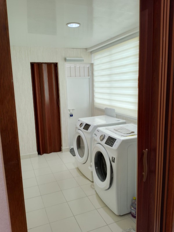 apartamentos - Rento Apto nuevo amueblado full en Evaristo Morales,  incluye Mant 8
