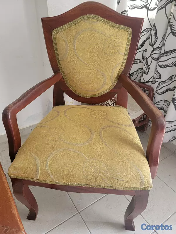 muebles y colchones - Butacas y mesa en caoba negociable 4