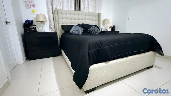 muebles y colchones - cama Kimg Size incluye colchón y mesas de noche 3