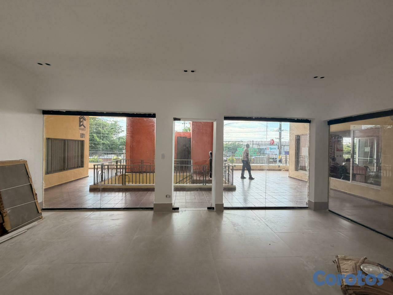 oficinas y locales comerciales - Alquiler Local Comercial, Independencia, Santo Dom 1