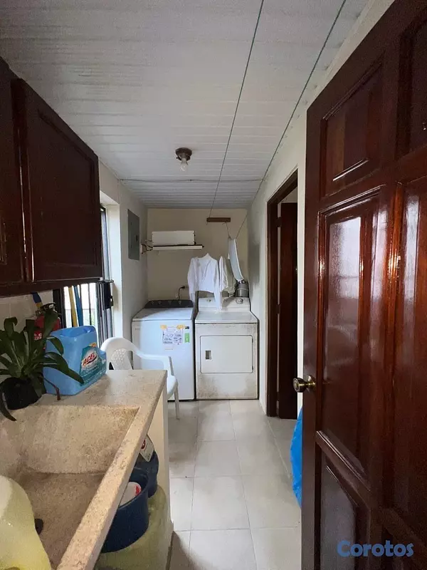 apartamentos - En venta 4to nivel en el Portal 5