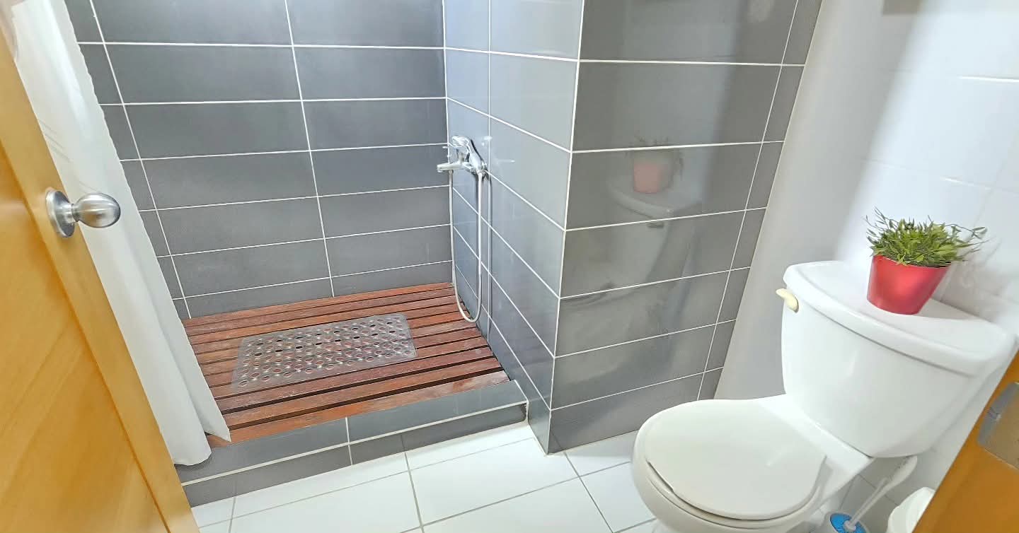 apartamentos - RENTO ESTUDIO AMUEBLADO 4TO PISO  ATRAS DE UNIÓN MEDICA CALLE LEON JIMÉNEZ  5