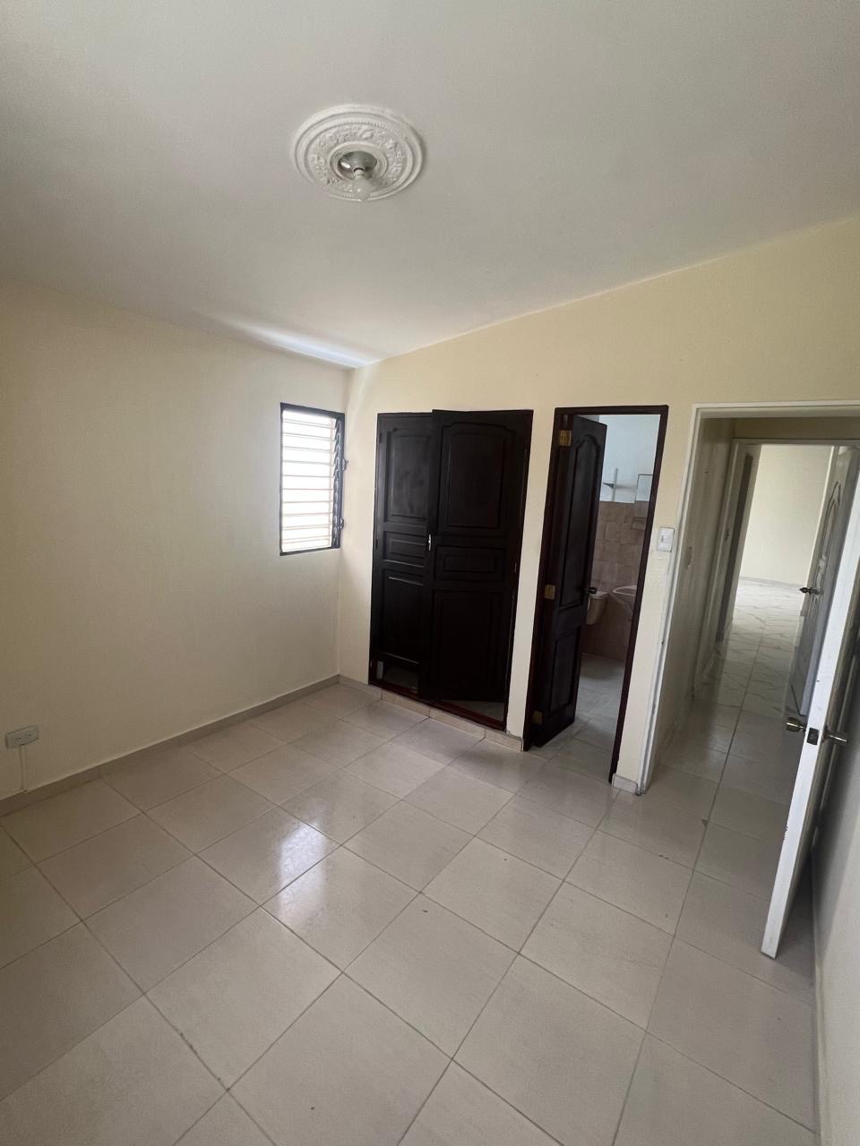 casas - casa en alquiler -La Castellana  2