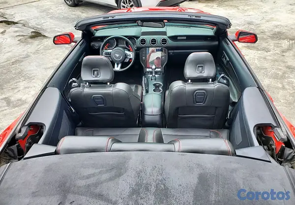 carros - Ford Mustang Convertible V6 año 2015 5