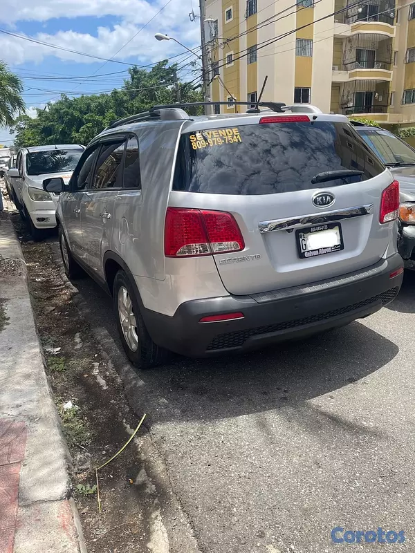 jeepetas y camionetas - Kia Sorento 2012 (MOTOR GDI) 2
