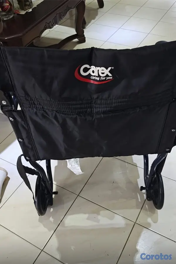 Salud y Equipamiento Médico - Silla de ruedas 10,000  2