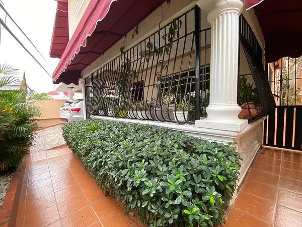 casas - Casa en Corales del Sur Charles de Gaulle 11