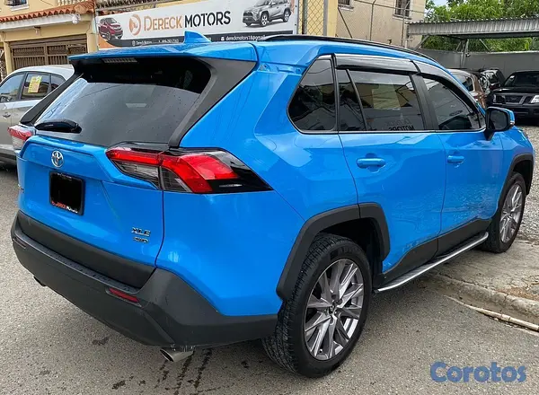 jeepetas y camionetas - Toyota Rav4 XLE 2019 4