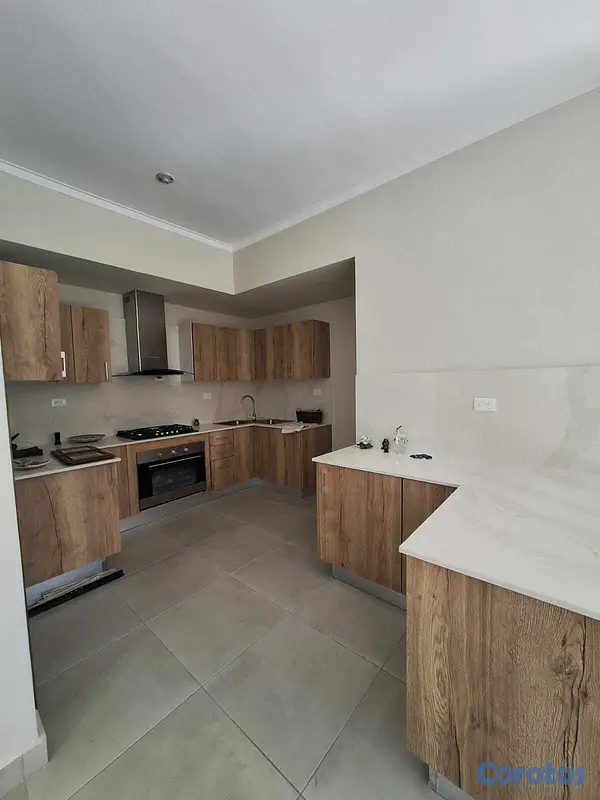 apartamentos - Rento apartamento línea blanca nuevo
tiene estudio
2 habitaciones  6