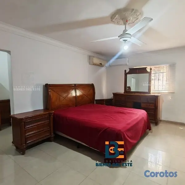 casas - Se RENTA amplia CASA de Tres habitaciones con pati 7