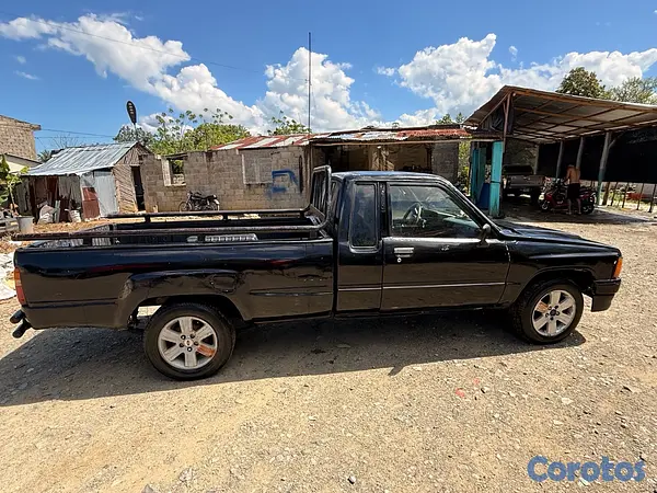 jeepetas y camionetas - Toyota Hylux 1987 ready para trabajar  2