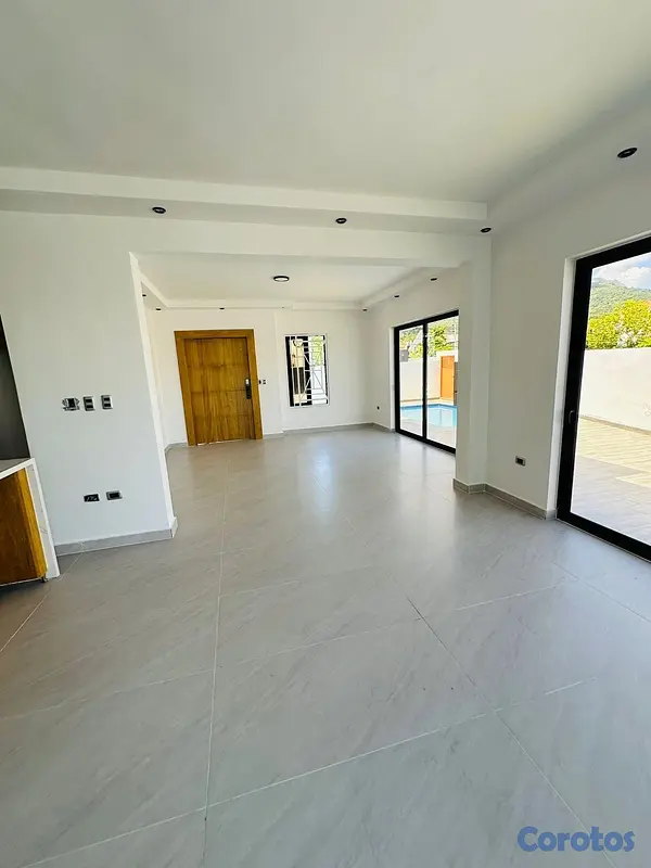 casas - CASA MODERNA DE LUJO EN VENTA – NUEVA Y PRÓXIMAMENTE LISTA 5